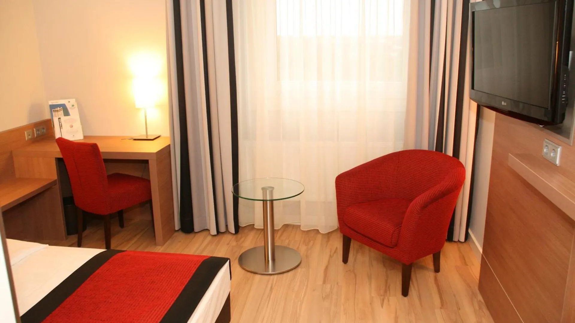 ****  Congress Hotel Am Stadtpark Hannover Germany